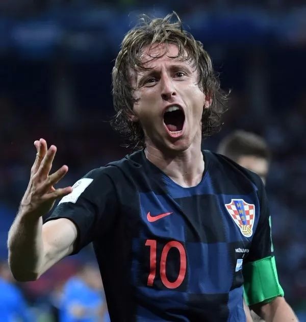 独行侠捡宝了！打了7场就成二当家 1招胜汤神抢首发